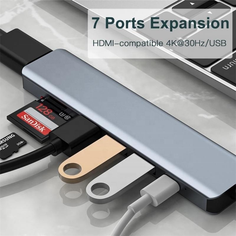 Adaptor multi-fungsi Hub Tipe C untuk pengisian data transfer dan output video